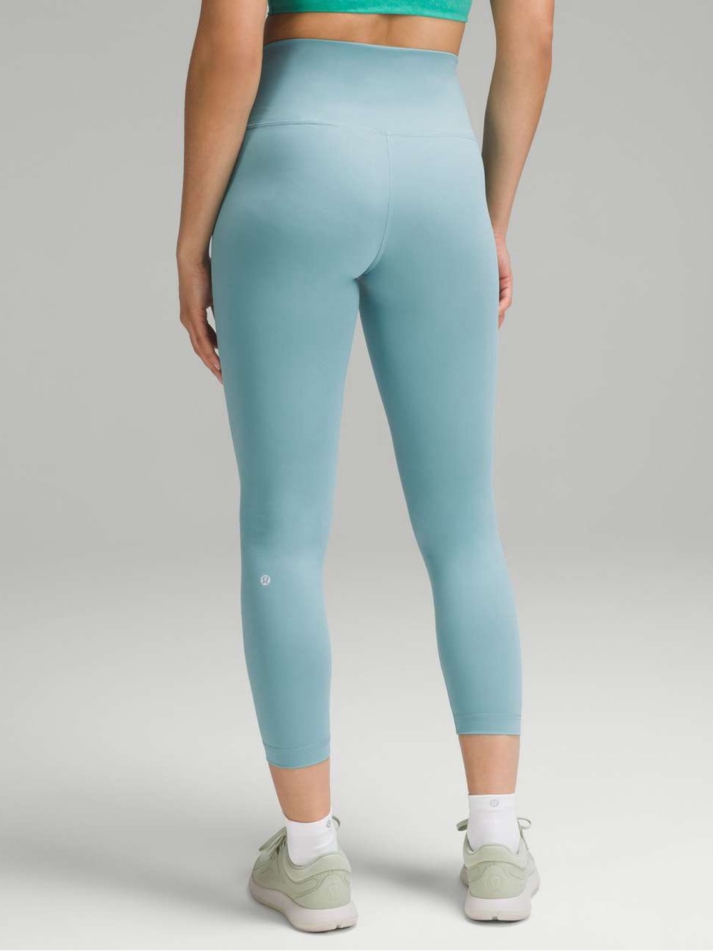 Lululemon Wunder Train High-Rise Tight 25” Size 6